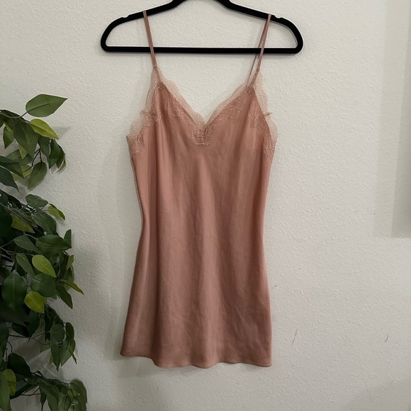 Victoria's Secret Other - Victoria’s Secret Elegant Lace Trim Slip Dress nightgown- Pink Sz Xs